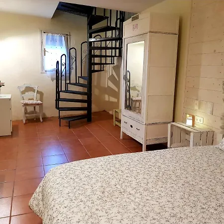 Apartament La Gatera Casa Rural Entre Vinas Gélida